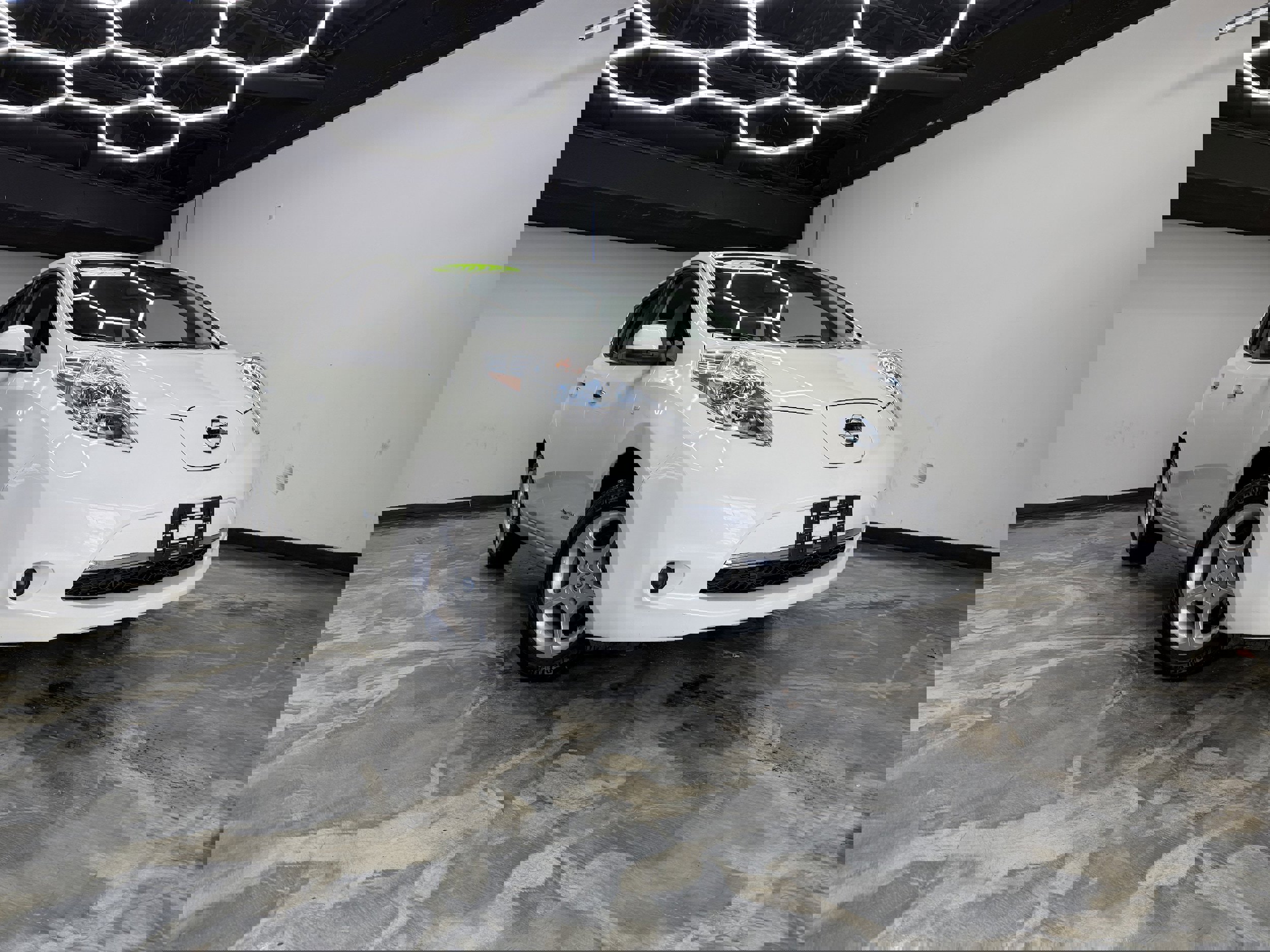 Used 2012 Nissan Leaf SL image 5