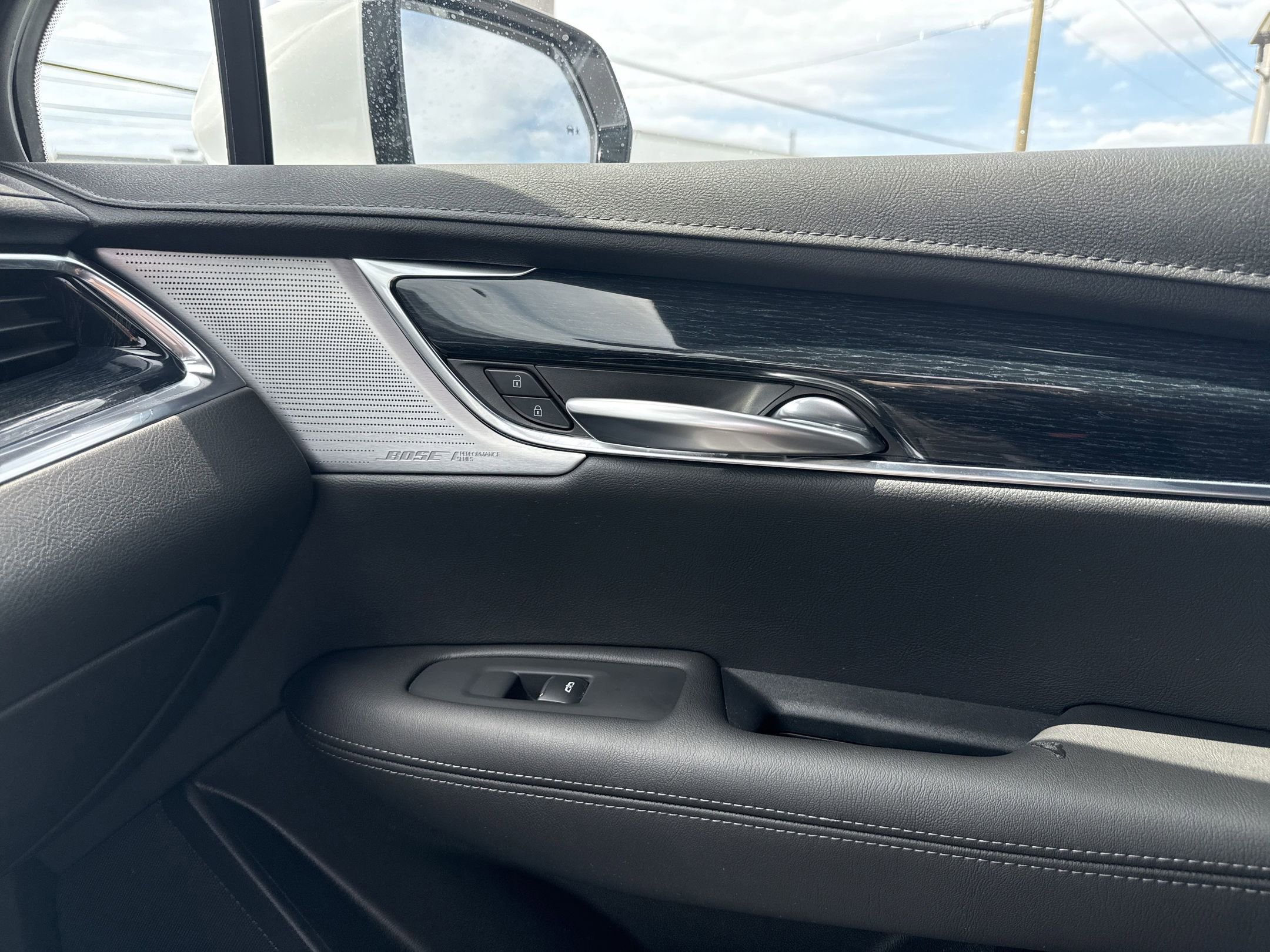 Certified 2024 Cadillac XT5 Premium Luxury image 23