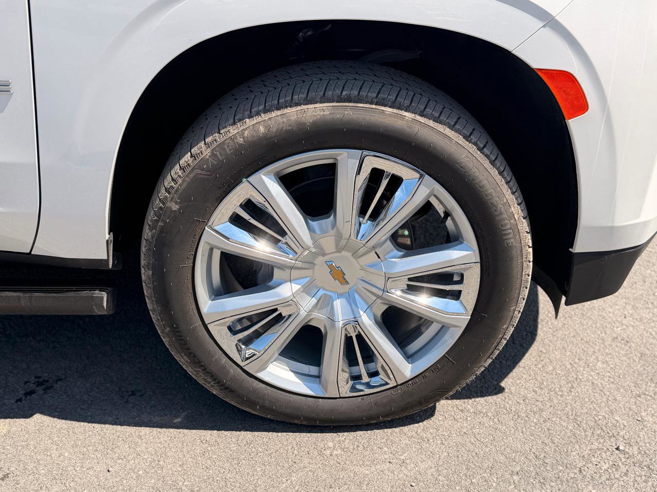 Used 2024 Chevrolet Tahoe High Country AWD/4WD image 40
