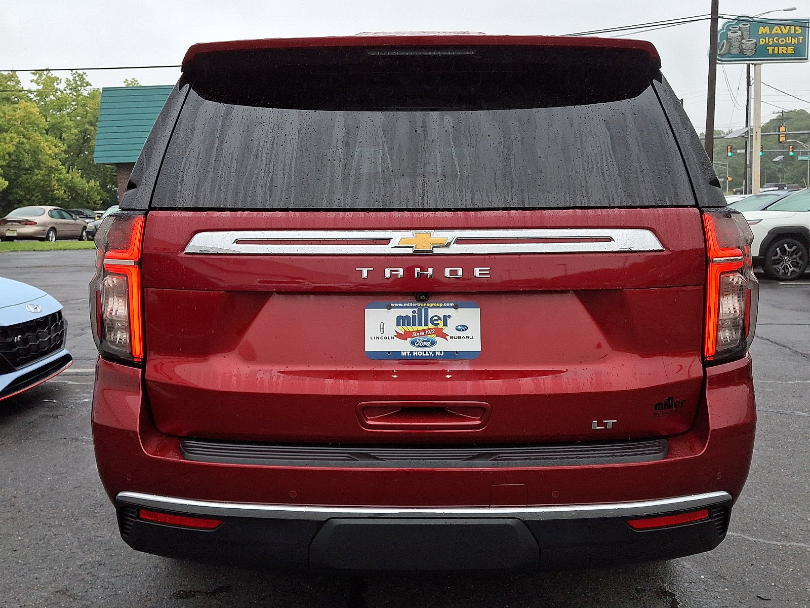 Used 2023 Chevrolet Tahoe LT w/ Luxury Package AWD/4WD image 5