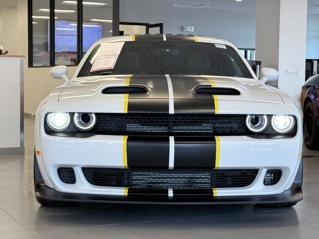 Used 2022 Dodge Challenger SRT Hellcat video 3
