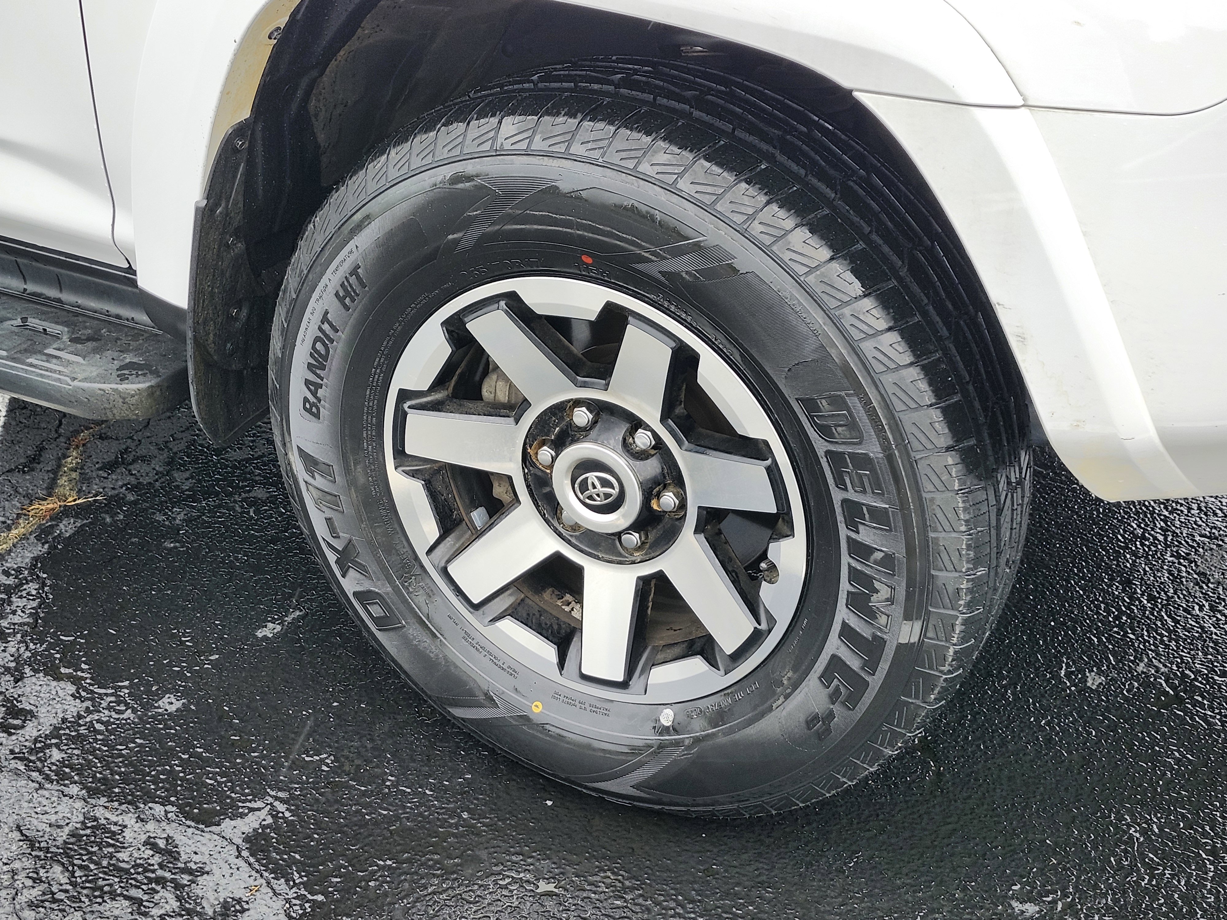 Used 2022 Toyota 4Runner TRD Off-Road image 34