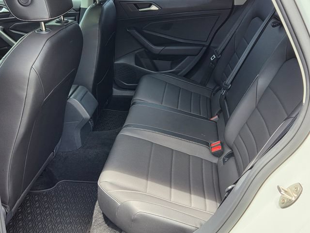 Used 2023 Volkswagen Jetta SE w/ Panoramic Sunroof Package FWD image 13