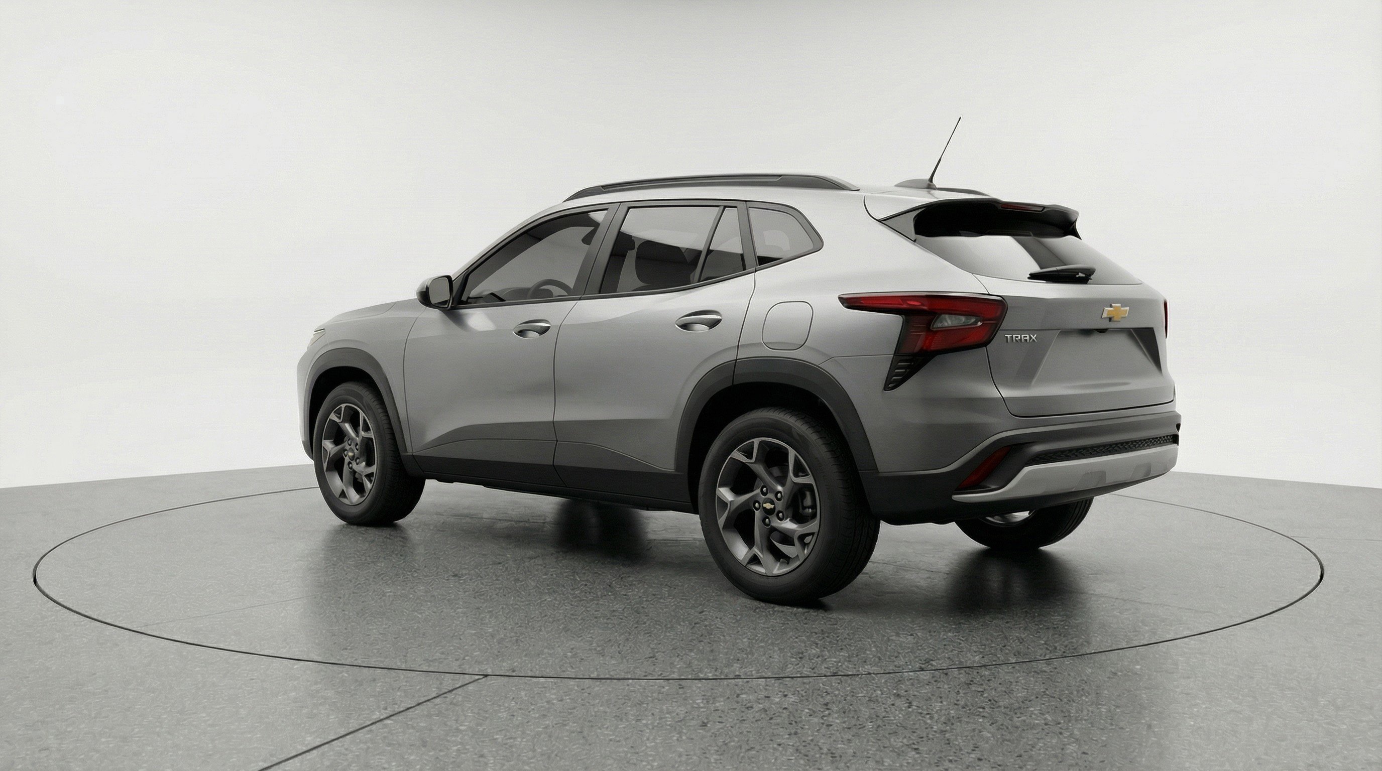 Used 2025 Chevrolet Trax LT w/ LT Convenience Package image 6