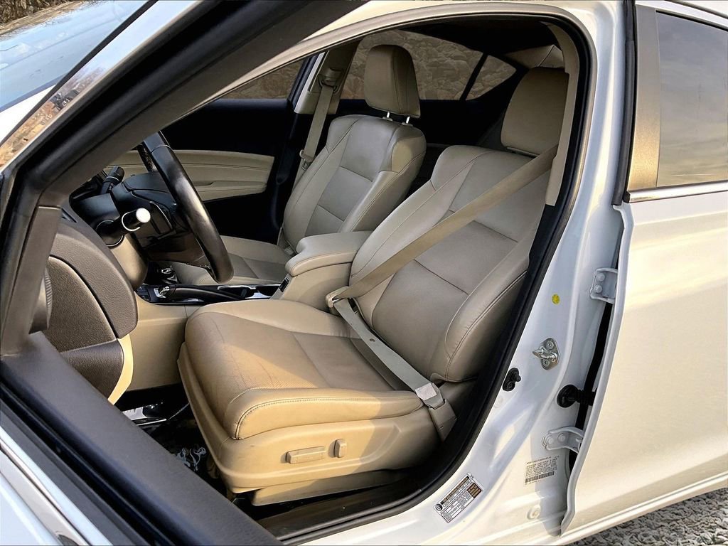 Used 2018 Acura ILX w/ Premium Package image 23