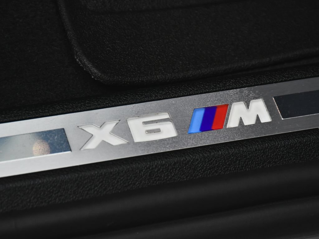 Used 2021 BMW X6 M w/ Executive Package AWD/4WD image 17
