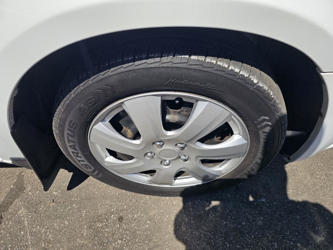 Used 2013 Chrysler 200 LX FWD image 14