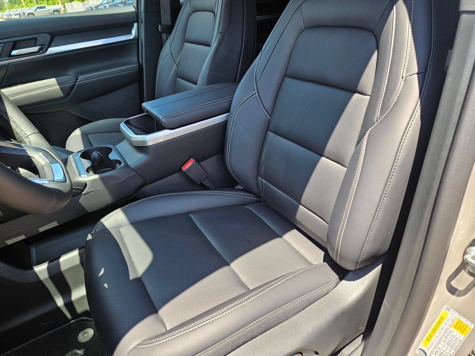 New 2026 GMC Terrain Elevation w/ Elevation Premium Package AWD/4WD image 22