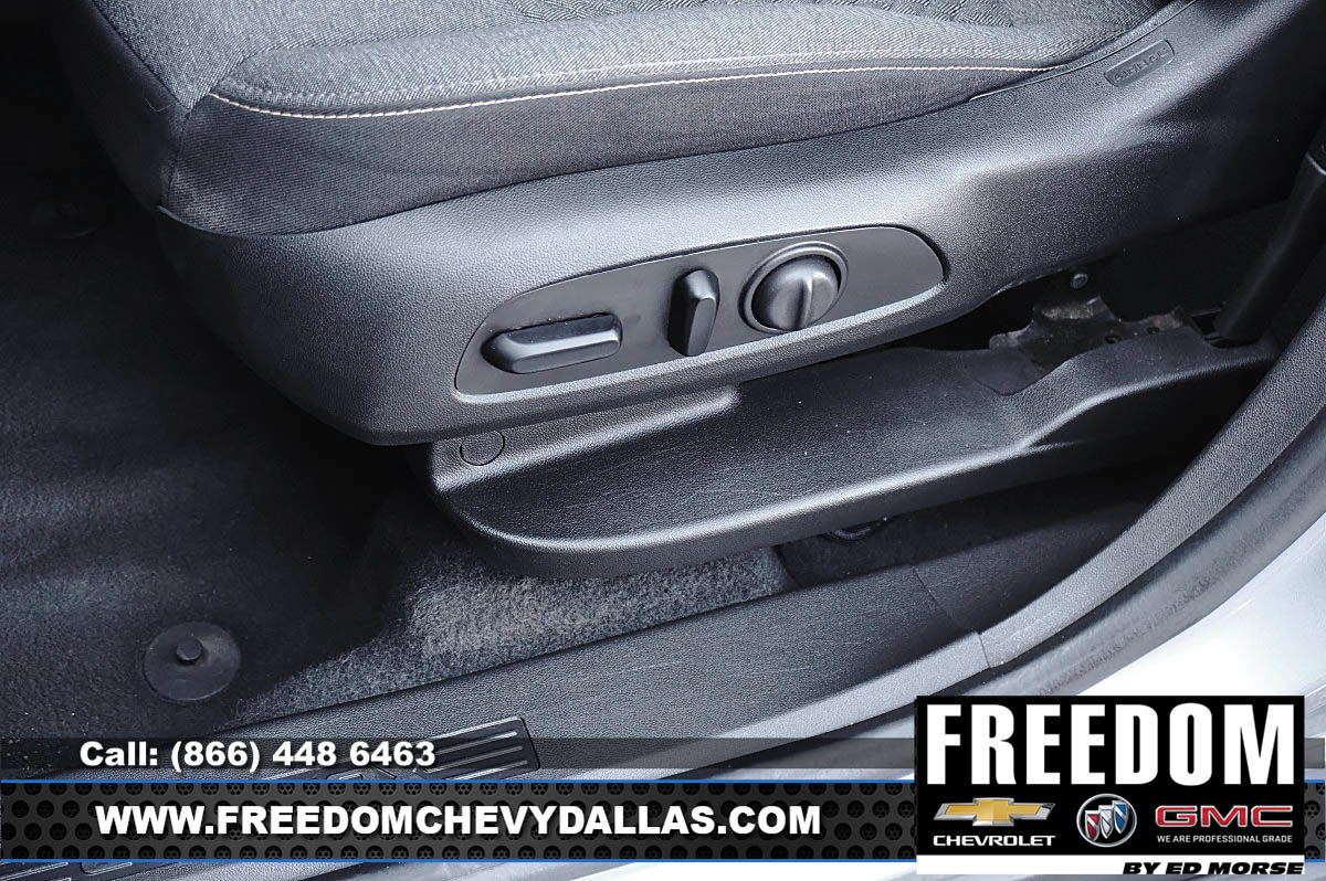 Used 2023 Chevrolet Equinox LT FWD image 30