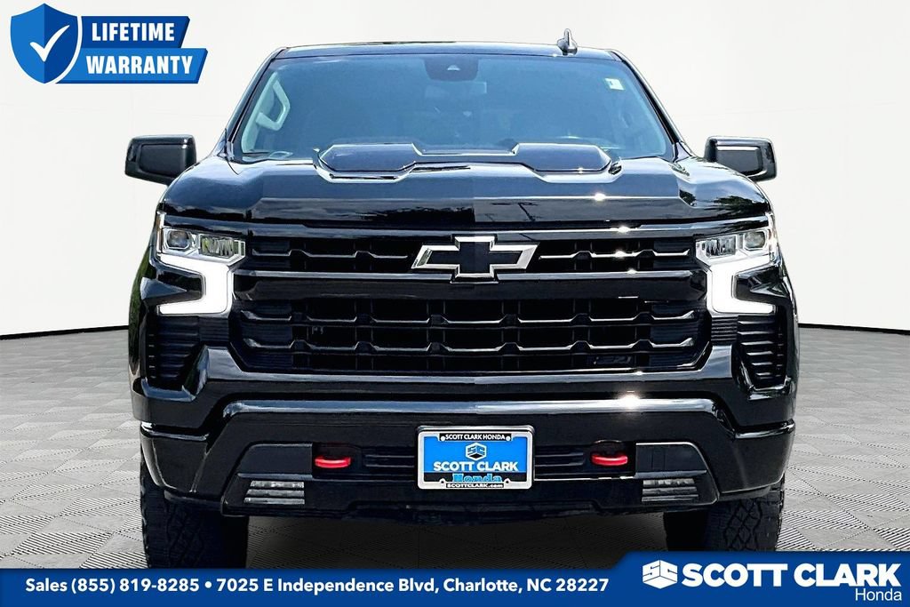 Used 2023 Chevrolet Silverado 1500 LT Trail Boss w/ Convenience Package II AWD/4WD image 2