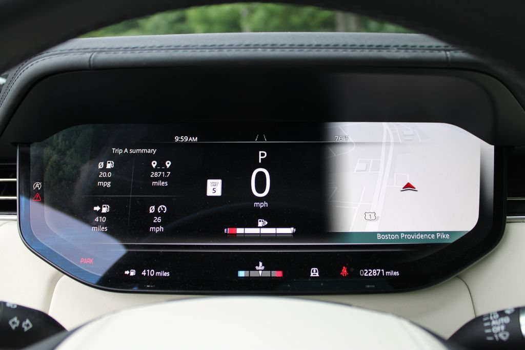 Used 2025 Land Rover Range Rover SE AWD/4WD image 13