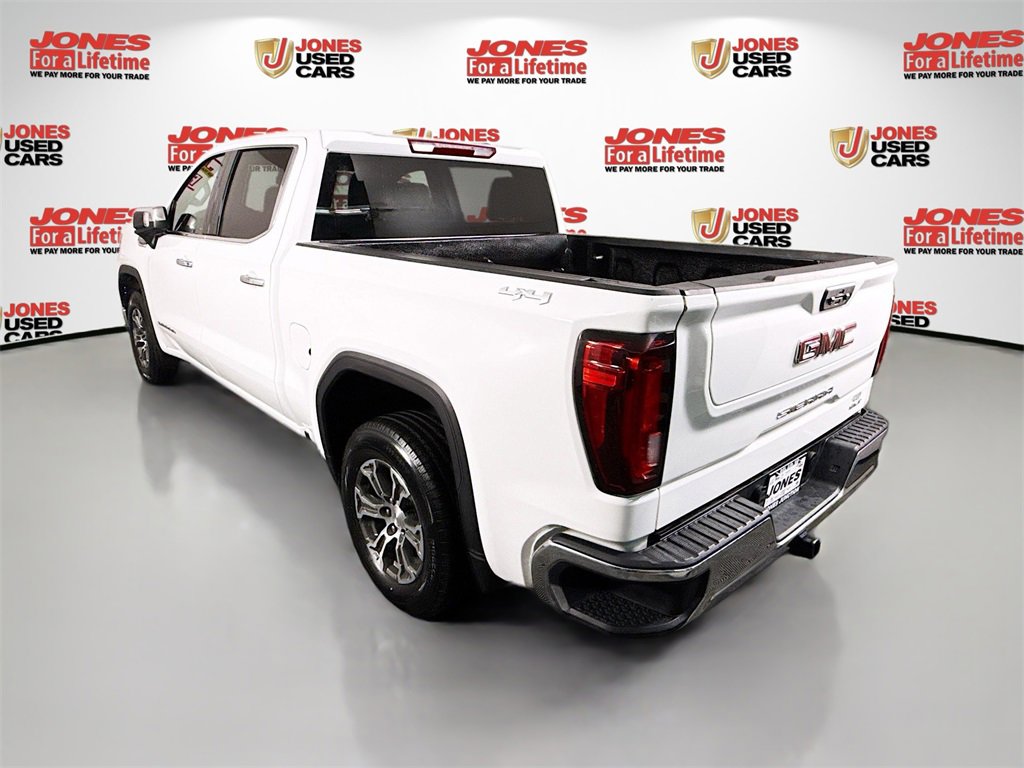 Used 2025 GMC Sierra 1500 SLT image 2
