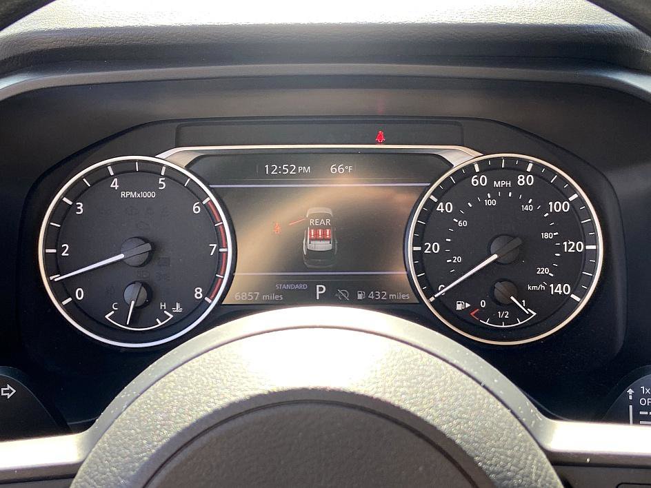 Certified 2024 Nissan Rogue SV image 14