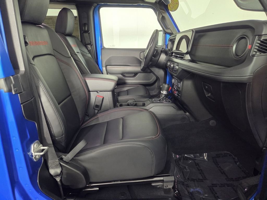 Certified 2025 Jeep Wrangler Rubicon w/ Safety Group image 29