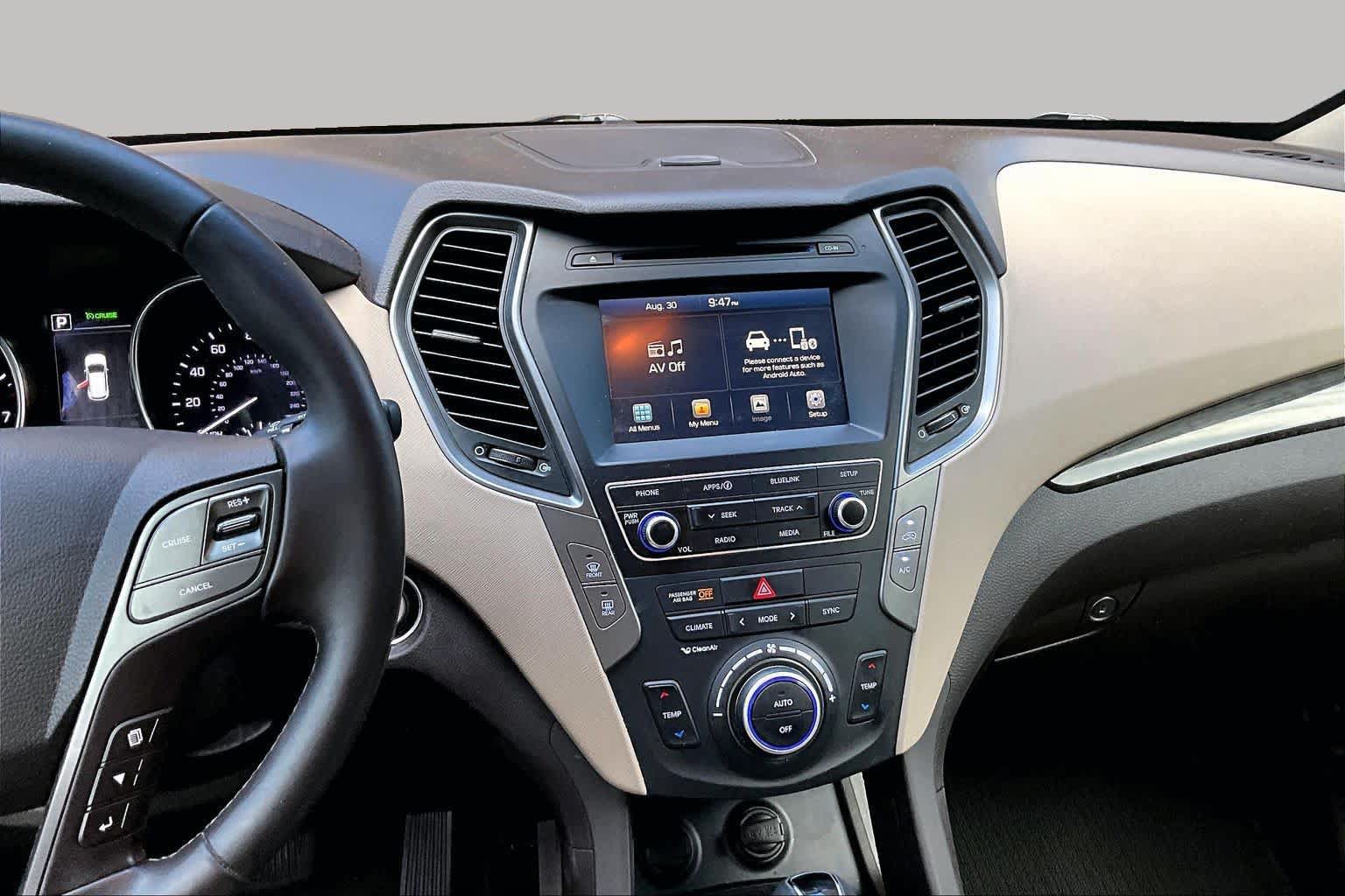 Used 2017 Hyundai Santa Fe Sport FWD image 7