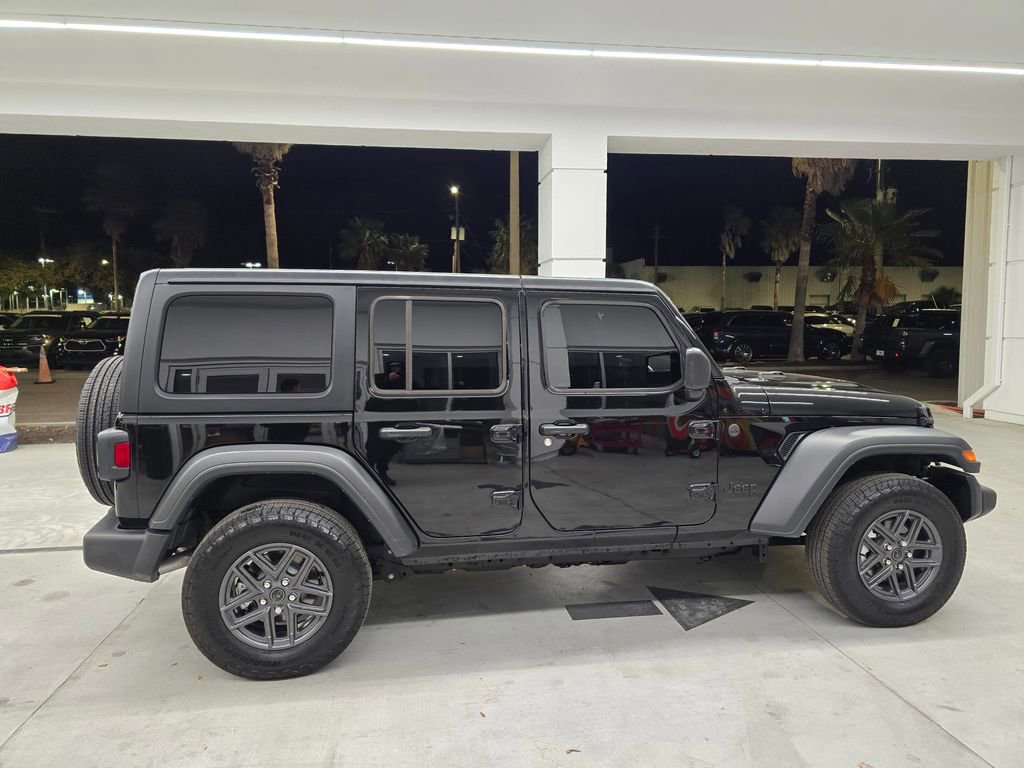 Used 2025 Jeep Wrangler Sport S image 7