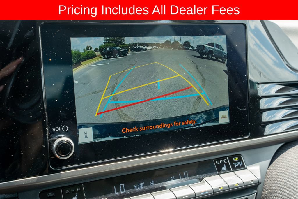 Used 2025 Toyota Camry LE w/ Convenience Package AWD/4WD image 12