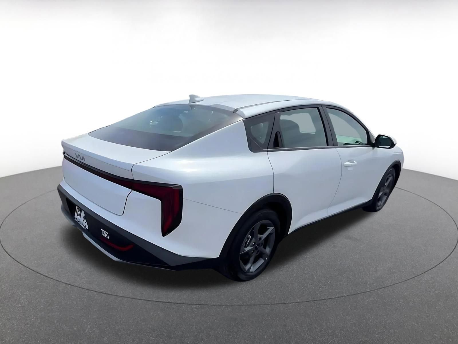 Used 2025 Kia K4 LXS image 15