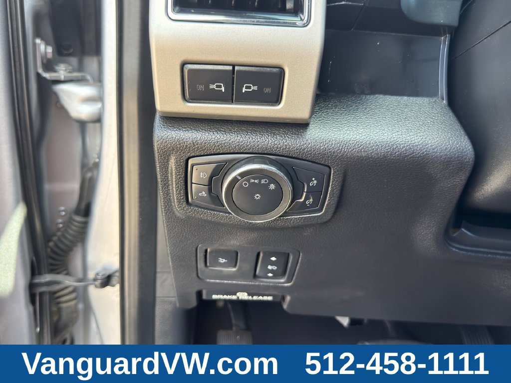 Used 2021 Ford F250 Lariat w/ Lariat Ultimate Package AWD/4WD image 23
