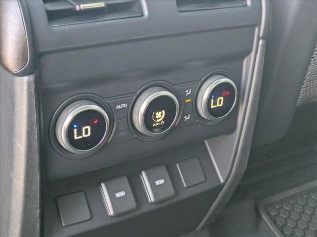 Certified 2024 Land Rover Defender 130 S AWD/4WD image 18