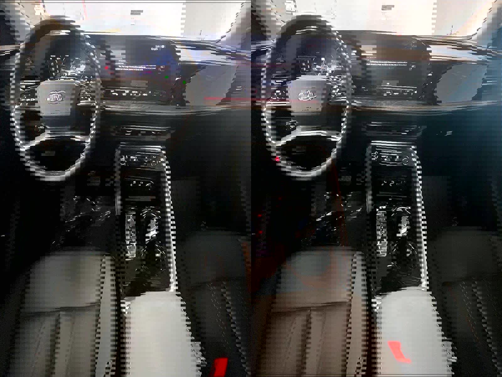 Used 2025 Audi Q5 Premium w/ Convenience Package image 16