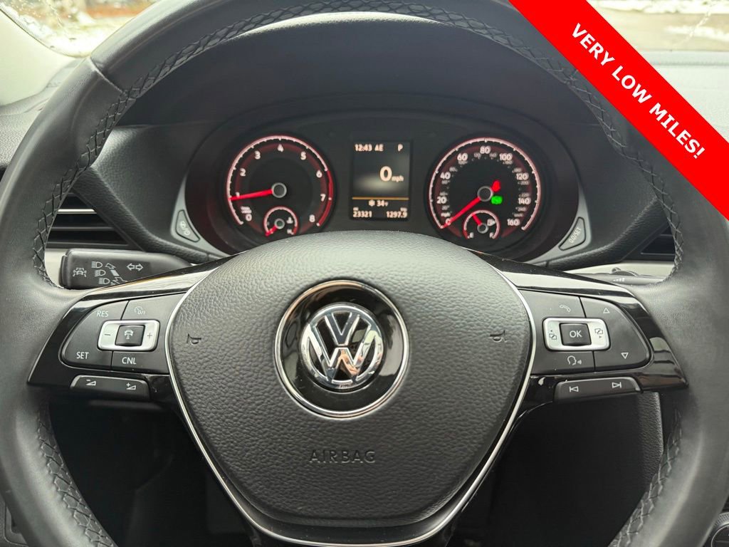 Used 2021 Volkswagen Passat 2.0T SE image 24