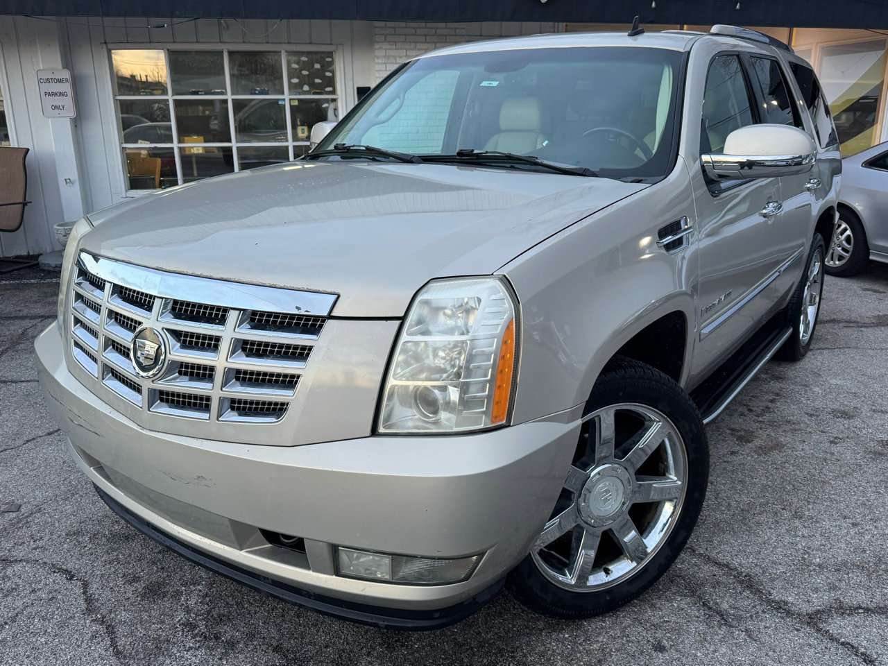 Used 2007 Cadillac Escalade AWD w/ Information Package