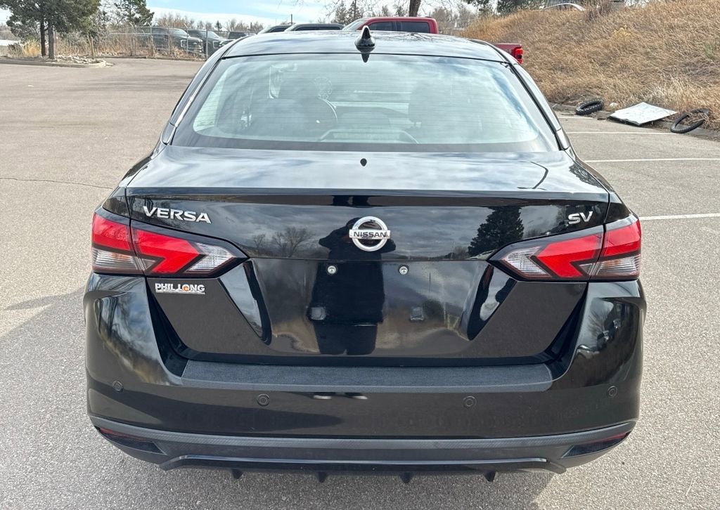 Used 2021 Nissan Versa SV image 6