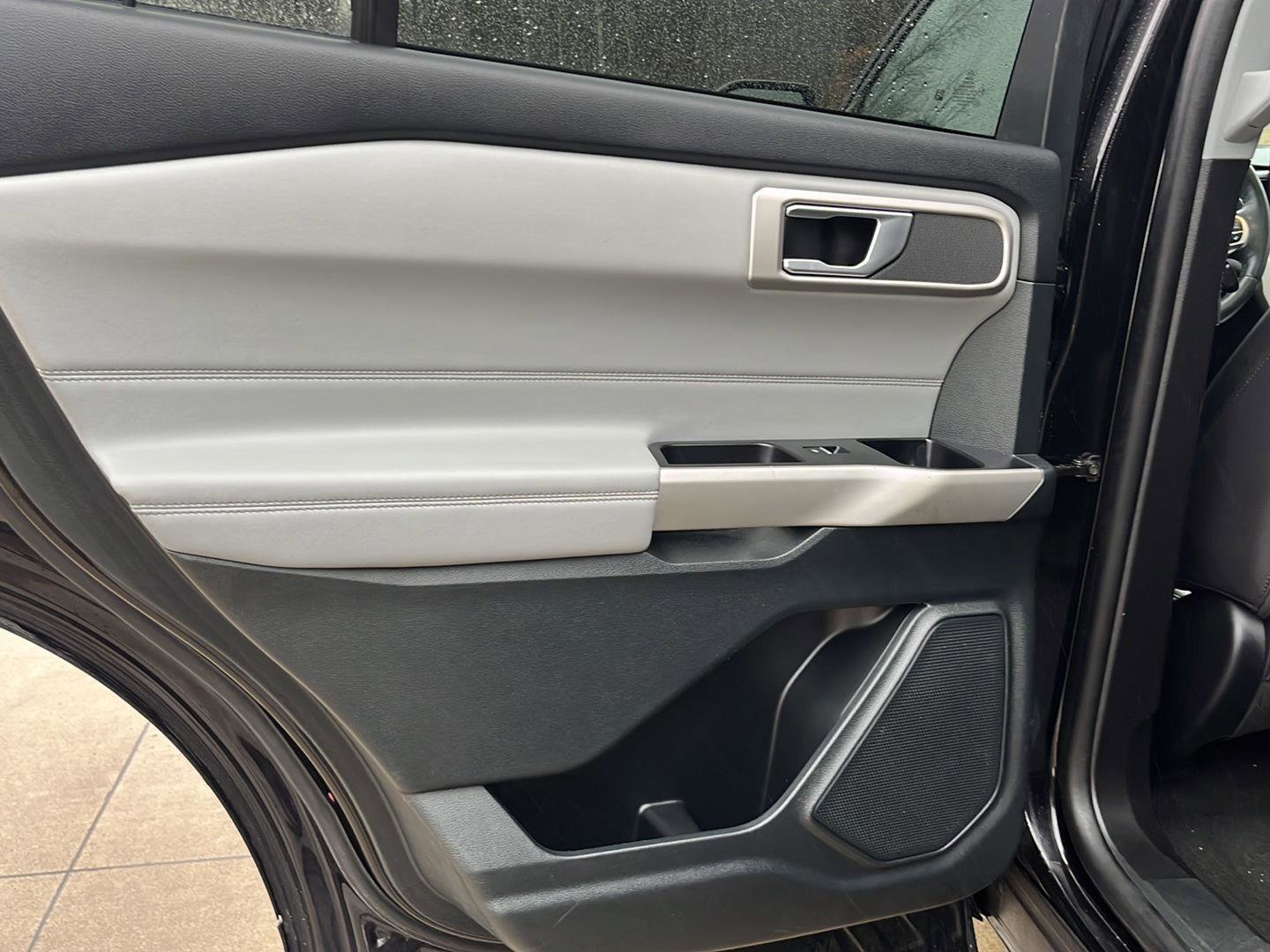 Used 2023 Ford Explorer XLT w/ Equipment Group 202A image 21