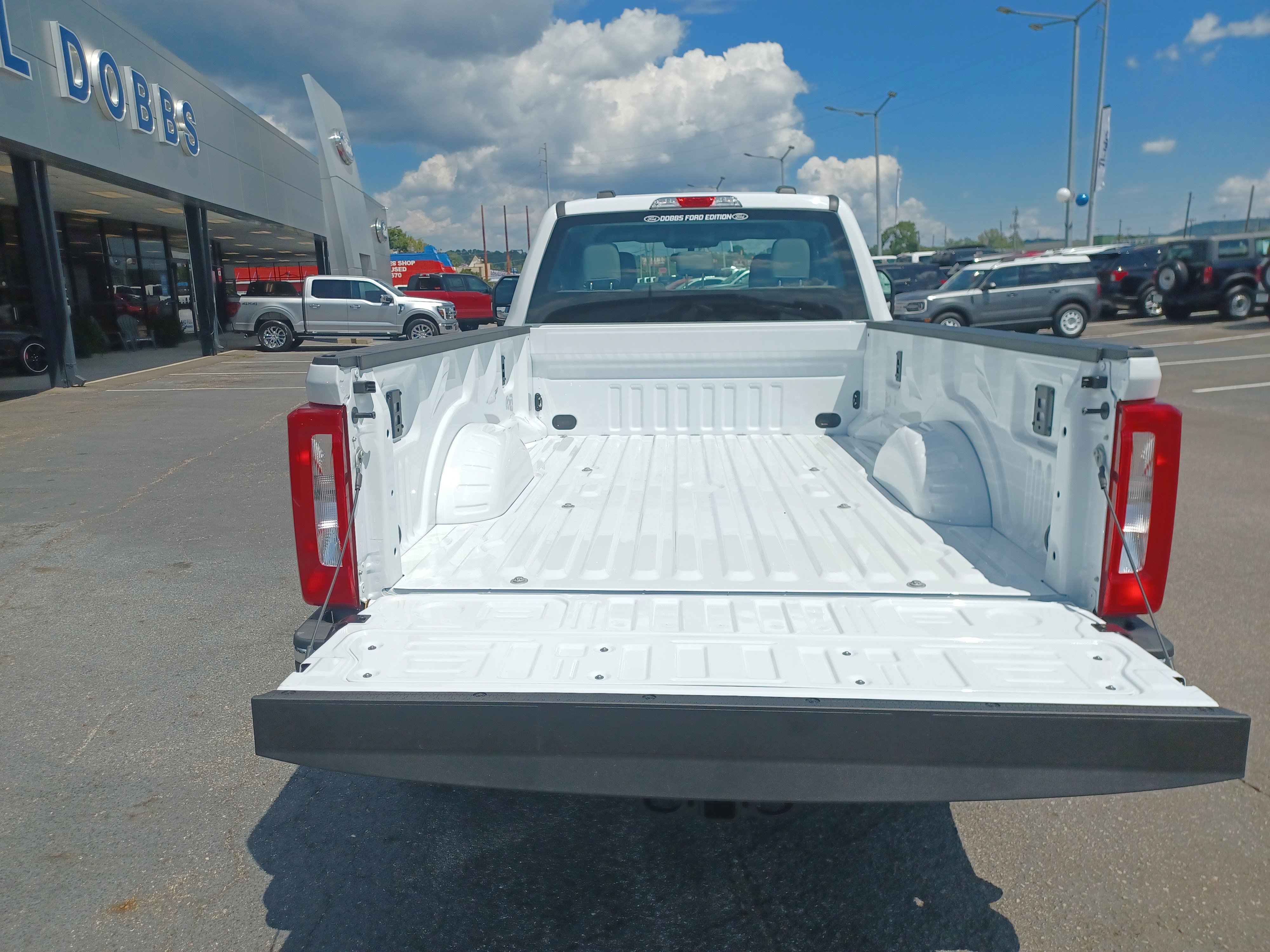 New 2026 Ford F250 XL w/ XL Off-Road Package image 7