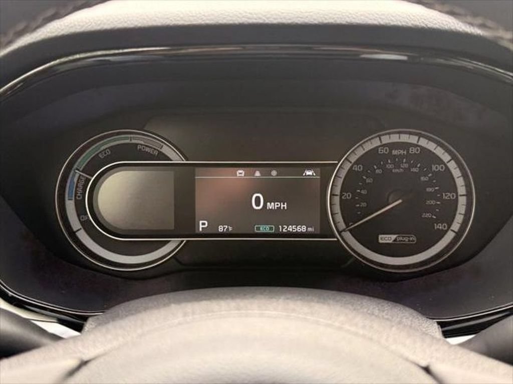 Used 2022 Kia Niro LXS FWD image 29