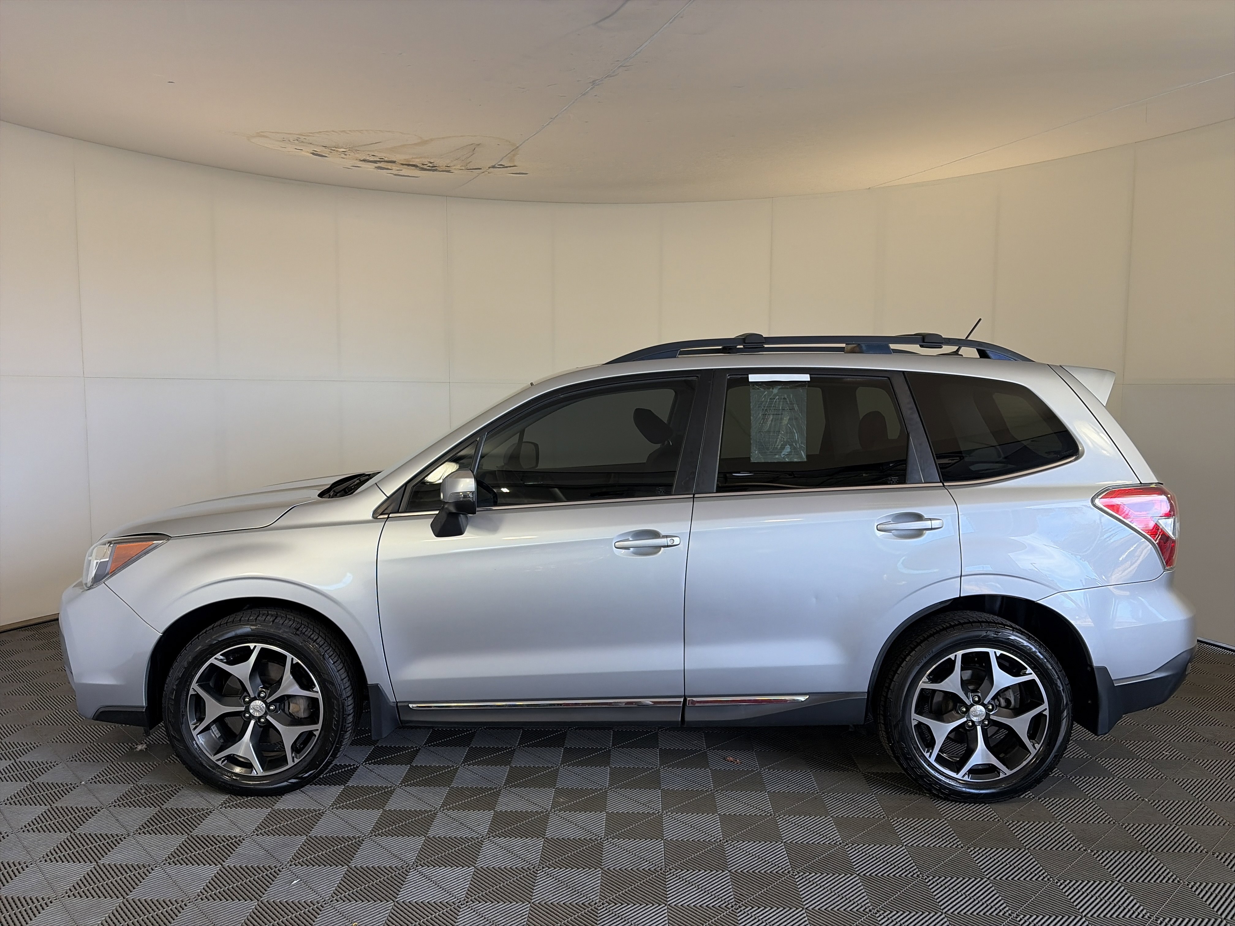 Used 2015 Subaru Forester 2.0XT Touring w/ Rugged Package #2 image 8