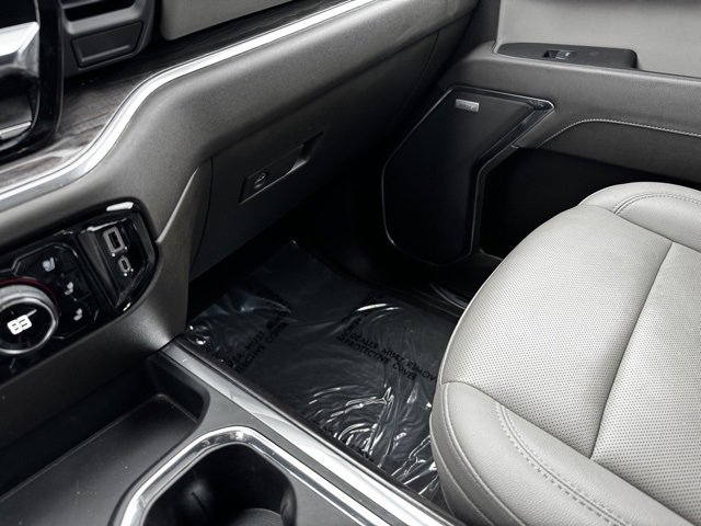 Certified 2025 Chevrolet Silverado 1500 LTZ image 21