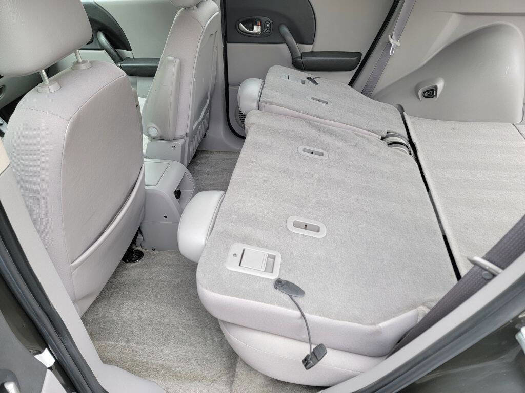 Used 2004 Saturn Vue 2WD w/ Sport Plus II Pkg image 8