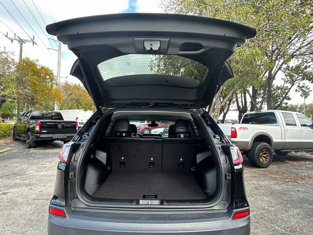 Used 2019 Jeep Cherokee Limited image 42