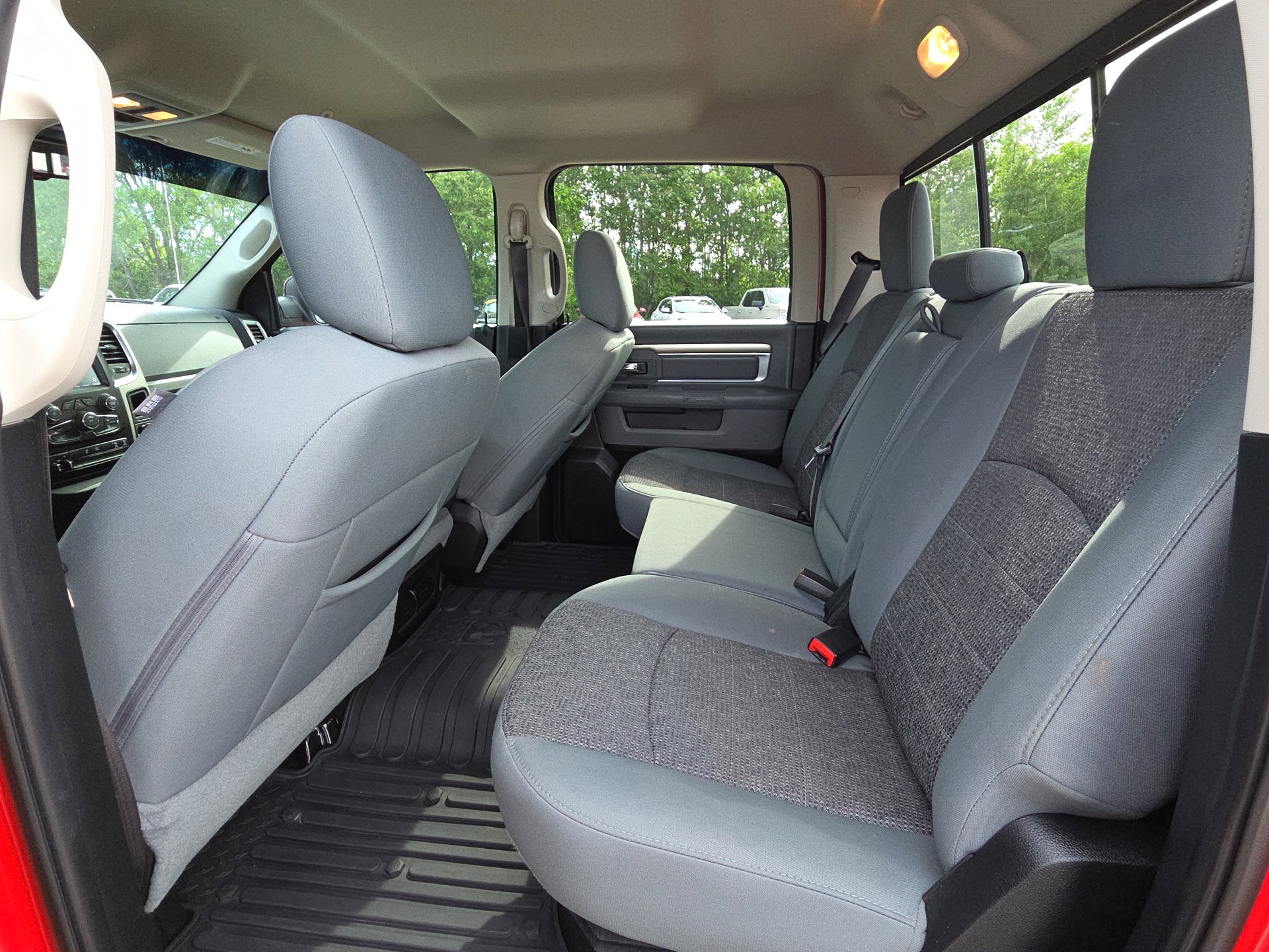 Used 2018 RAM 1500 Big Horn AWD/4WD image 29
