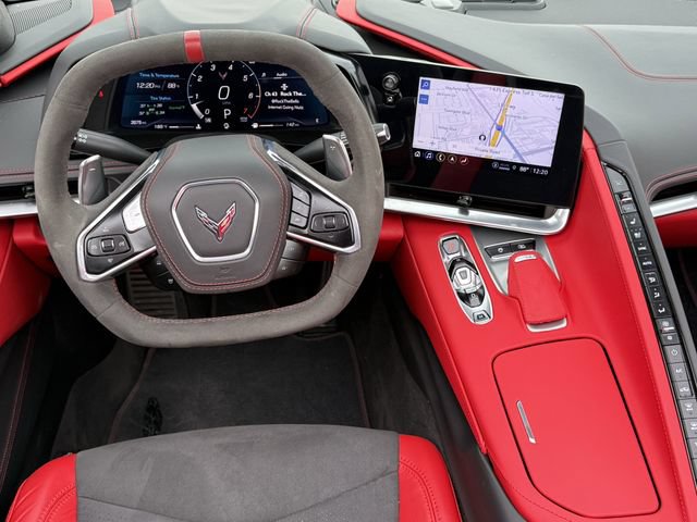 Used 2022 Chevrolet Corvette Stingray Premium Conv w/ Z51 Performance Package RWD image 12