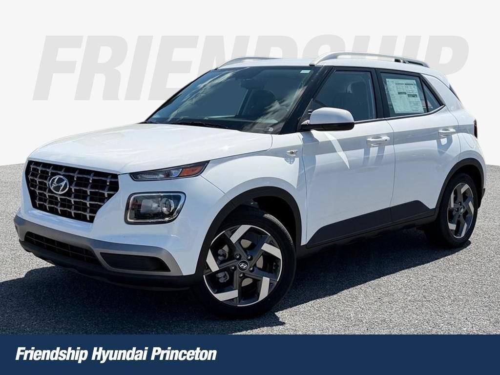 New 2026 Hyundai Venue SEL FWD image 1
