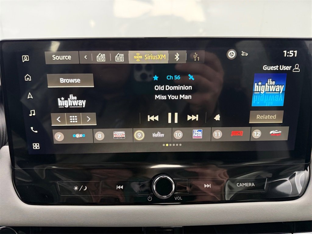 New 2026 Mitsubishi Outlander SE image 17