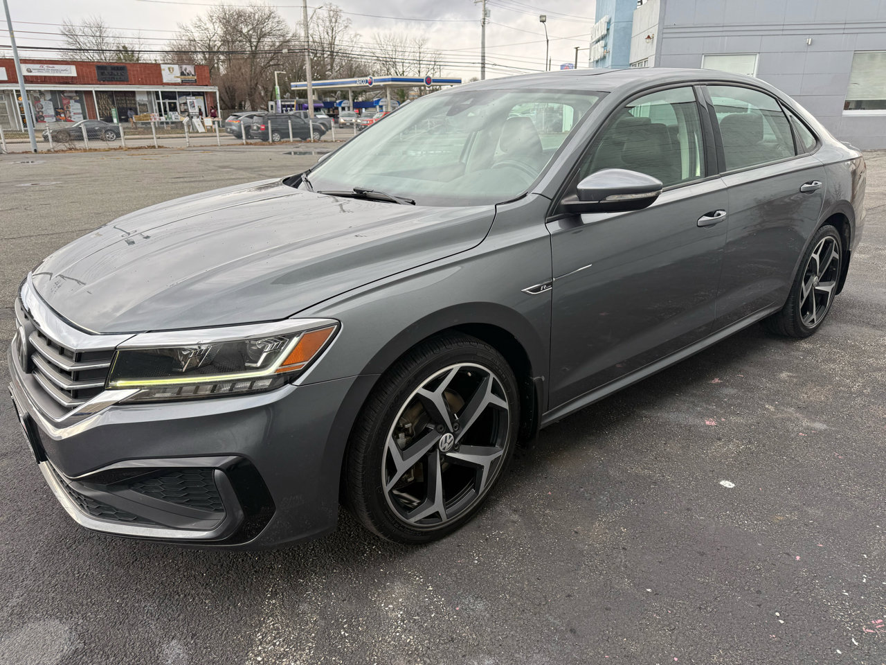 Used 2020 Volkswagen Passat 2.0T R-Line image 7