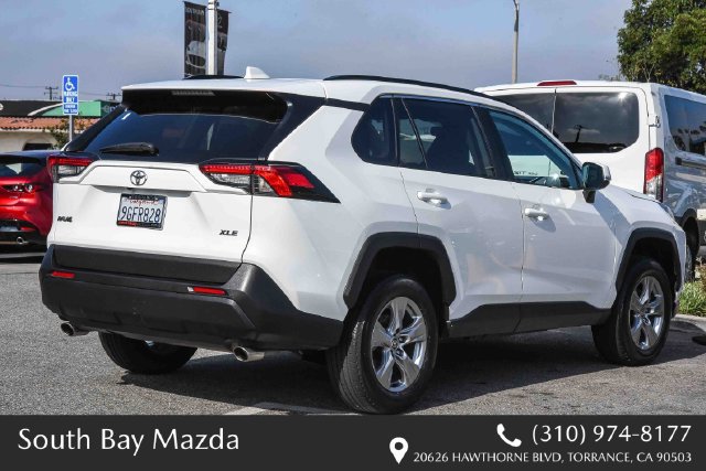 Used 2023 Toyota RAV4 XLE FWD image 8