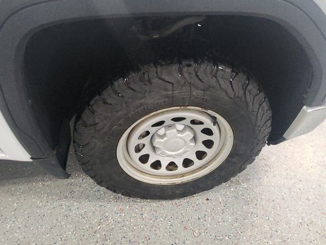 Used 2020 GMC Sierra 1500 4x4 Double Cab w/ Fleet Convenience Package image 32