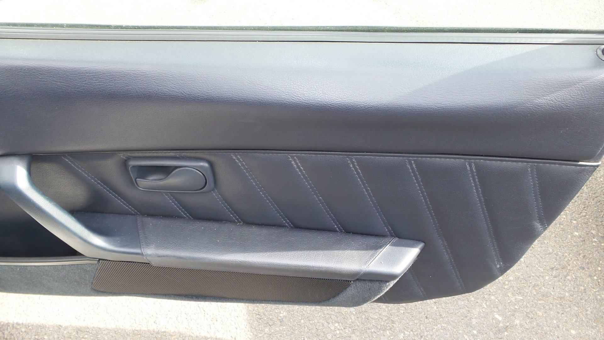 Used 1993 Porsche 968 Coupe image 48