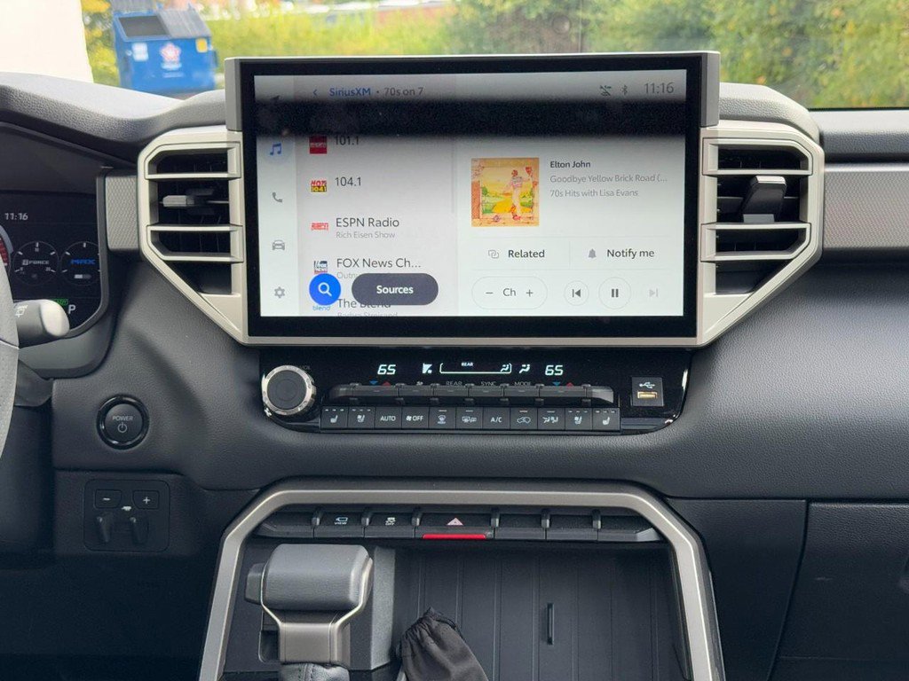 Used 2025 Toyota Sequoia 4WD image 13