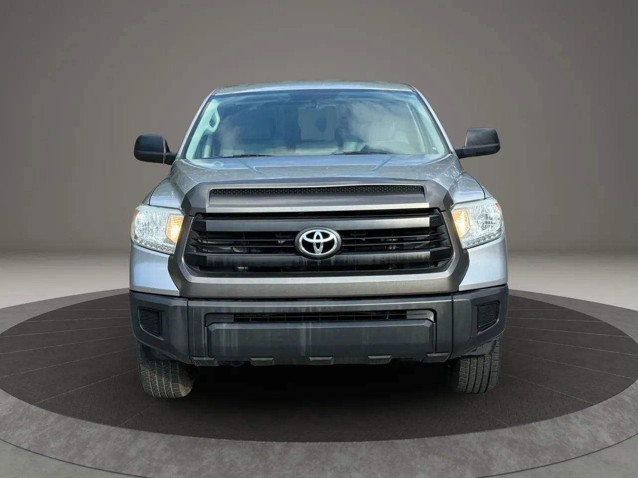 Used 2014 Toyota Tundra SR RWD image 2