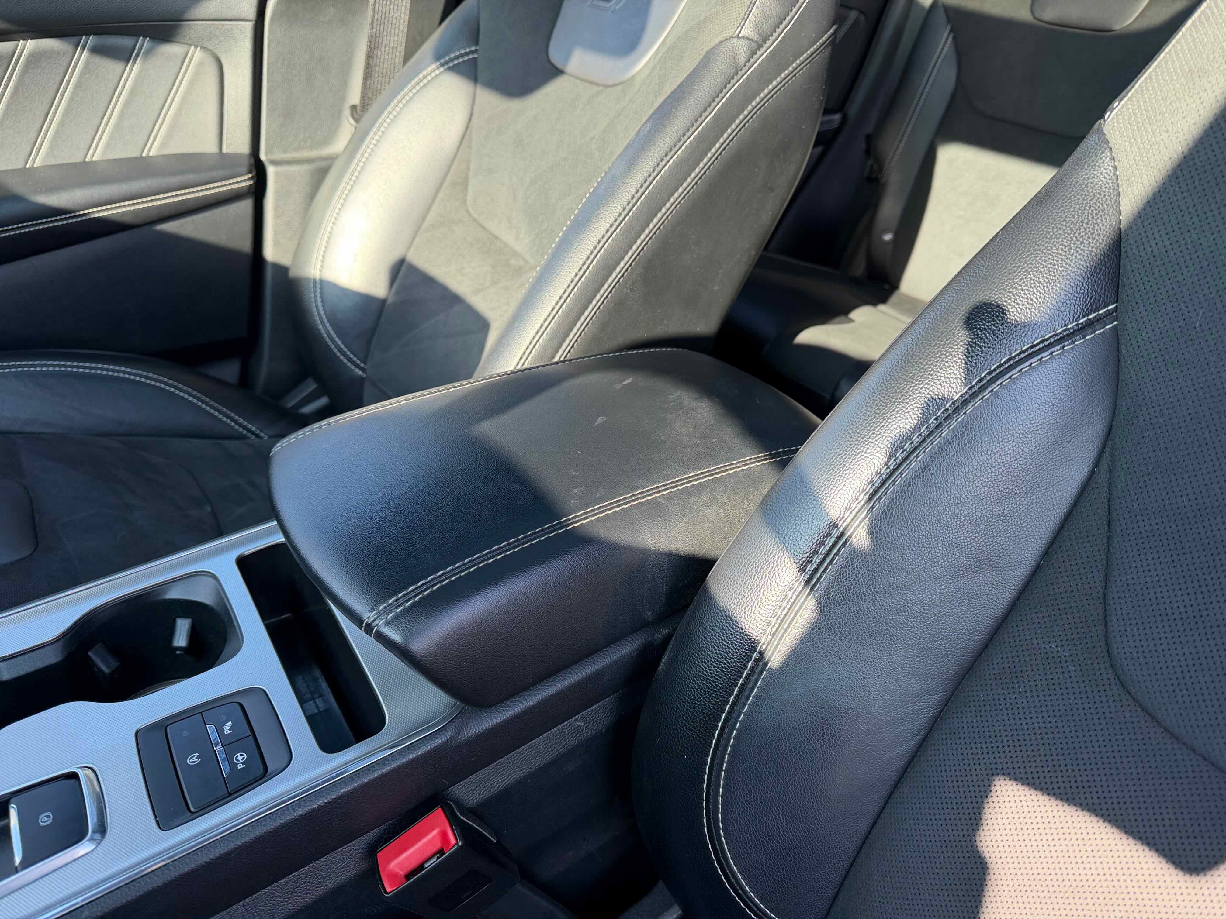 Certified 2024 Ford Edge ST w/ Equipment Group 401A image 27