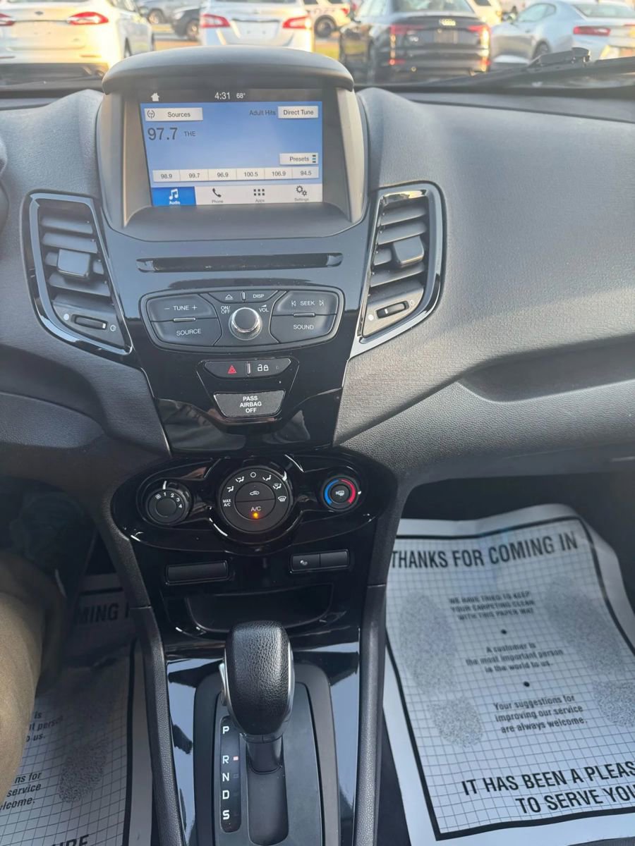 Used 2016 Ford Fiesta SE w/ Equipment Group 201A image 13