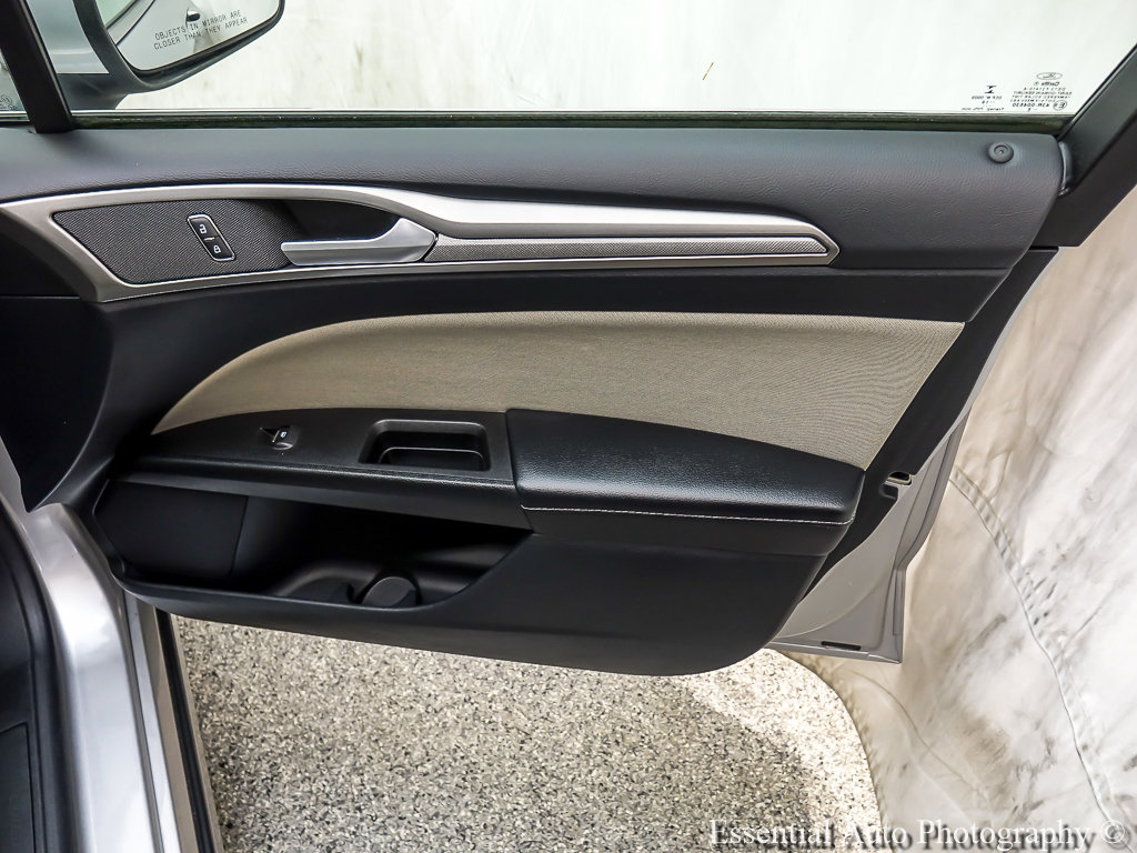 Used 2018 Ford Fusion S FWD image 23
