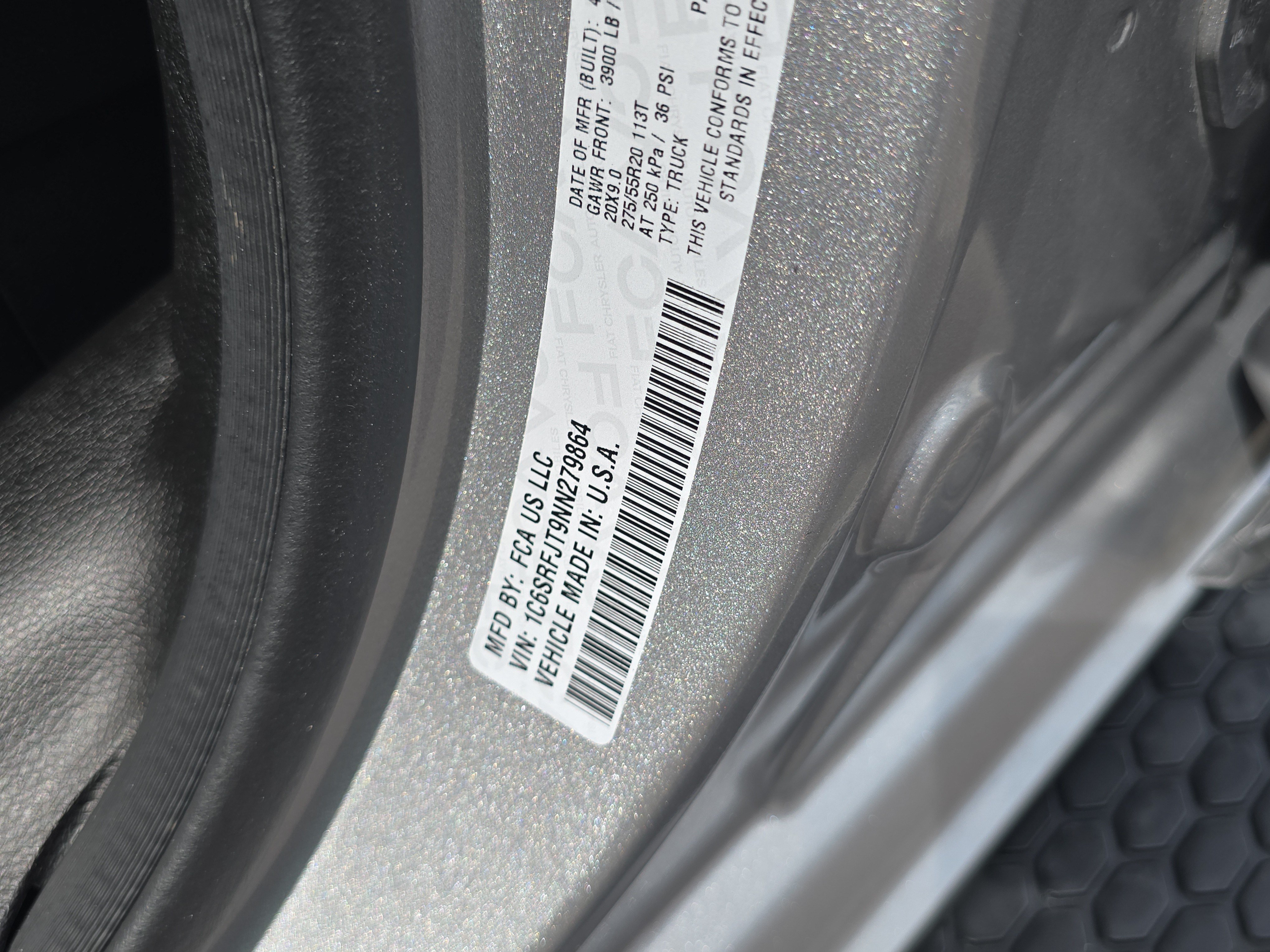 Used 2022 RAM 1500 Laramie AWD/4WD image 33
