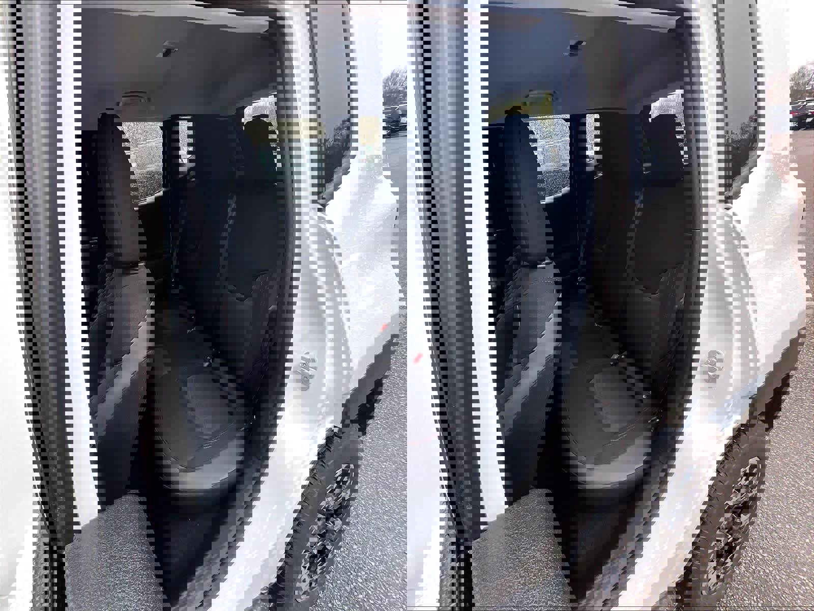 Used 2023 Jeep Renegade Trailhawk image 15